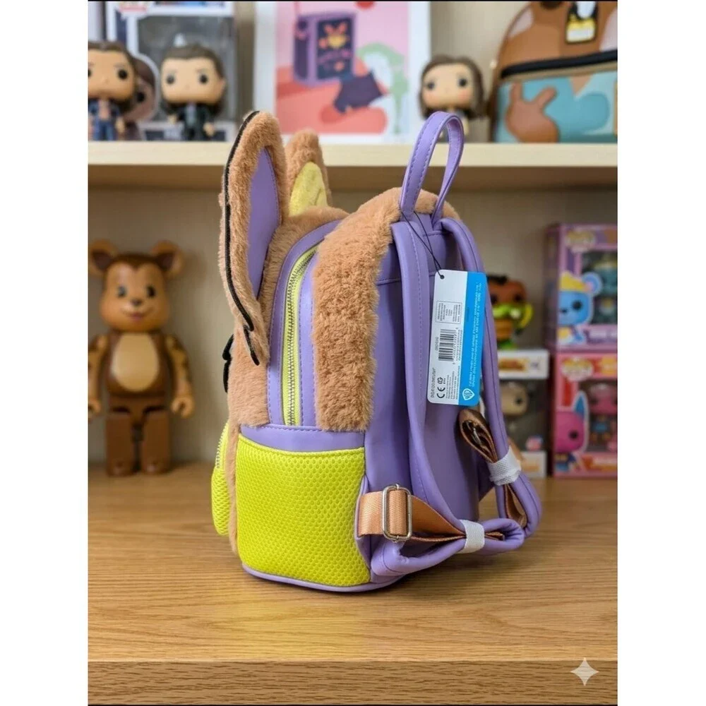 Unbranded bros warner fun